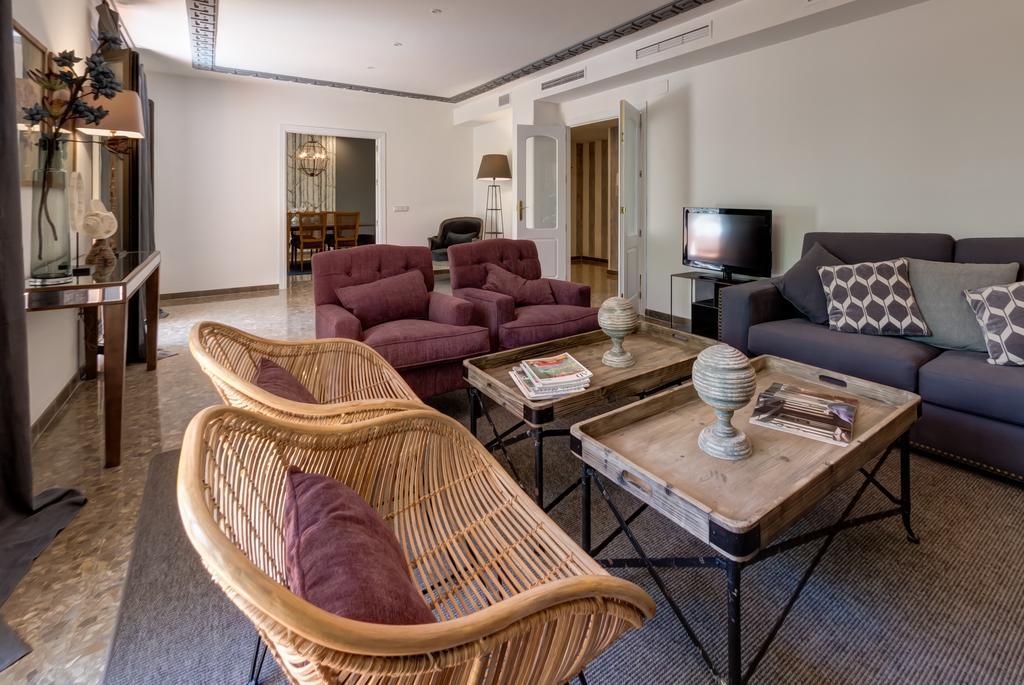 Bailen 1 Apartman Sevilla Kültér fotó